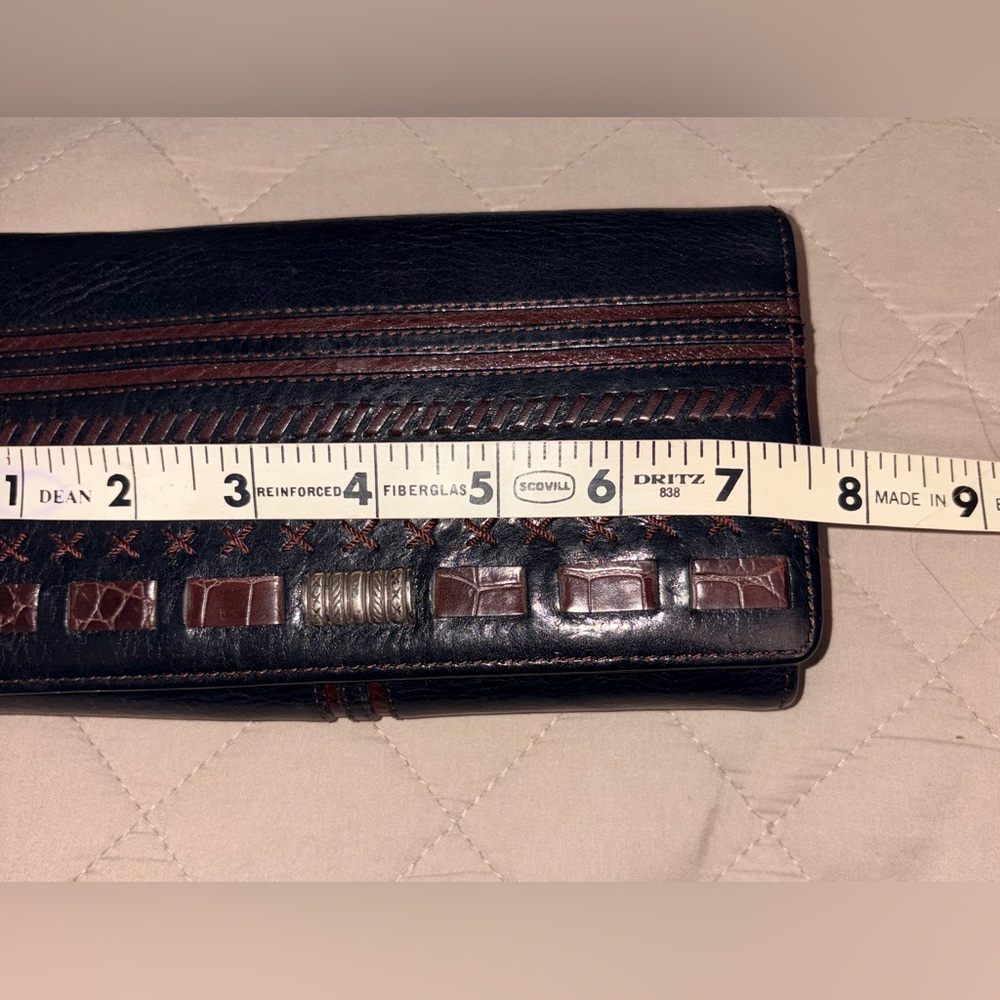 Brighton Vintage Two-Tone Leather Croc-Embossed Organizer Wallet - Picture 11 of 12